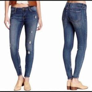 Pistola Tory Ankle Zip Distressed Jeans